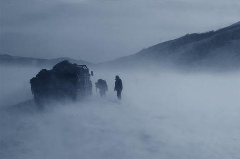 Хүчтэй цасан шуурга шуурч, хүйтний эрч чангарна